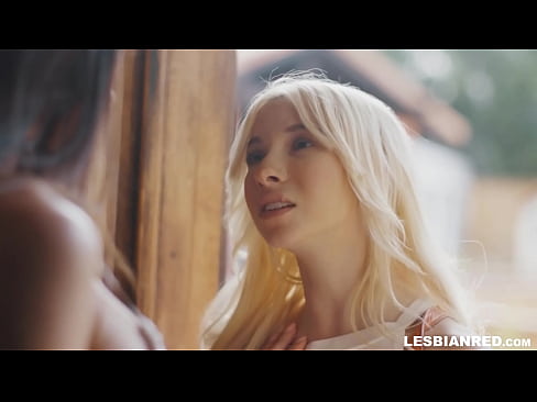 ❤️ Tüdruk tuleb paar kuud hiljem koju ja jõuab sööma oma kasuema tussu ☑ Pornovideo at porn et.tube-sexer.ru